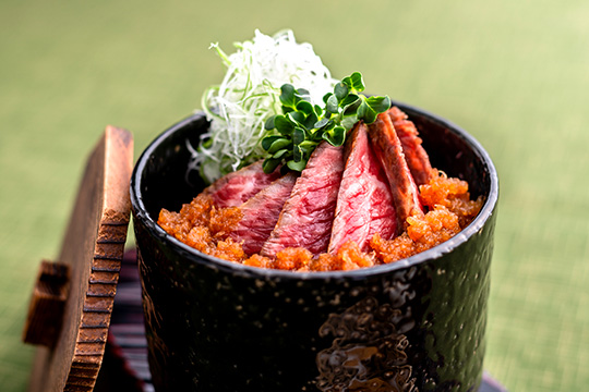 和牛ステーキ丼