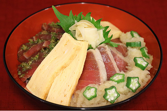 マグロ丼
