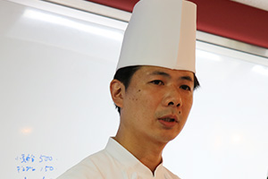 山野辺仁