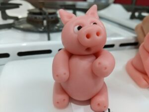 １Aクラス☆マジパンブタ作り☆