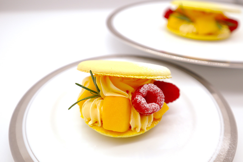 フルーツマカロンケーキ